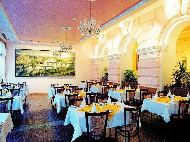 Krivan Hotel Κάρλοβι Βάρι Εξωτερικό φωτογραφία