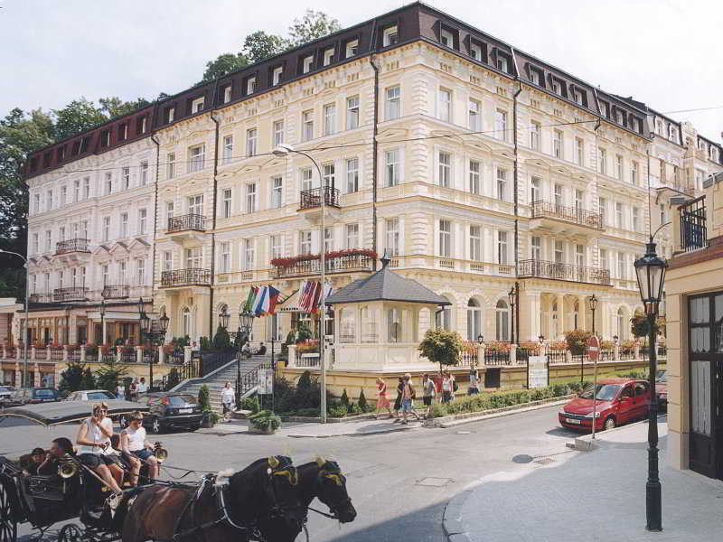 Krivan Hotel Κάρλοβι Βάρι Εξωτερικό φωτογραφία